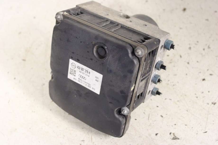 ABS sentral til Audi A6 2011-2014 (Type IV, Fase 1) (C7) (C7) (AUDI|4G0 614 517 R|)
