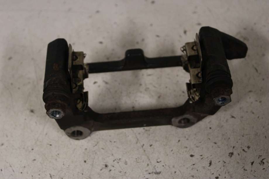 Bremsecaliper brakett til Audi A6, 2011-2014 (Type IV, Fase 1) (C7) (C7) (AUDI|8K0 615 425 C)