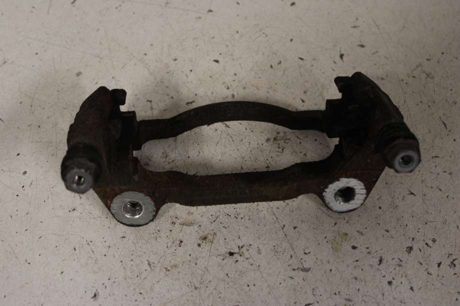 Bremsecaliper brakett til VW e-Golf, 2017-2020 (Fase 2)  (VOLKSWAGEN|5Q0 615 126 D)