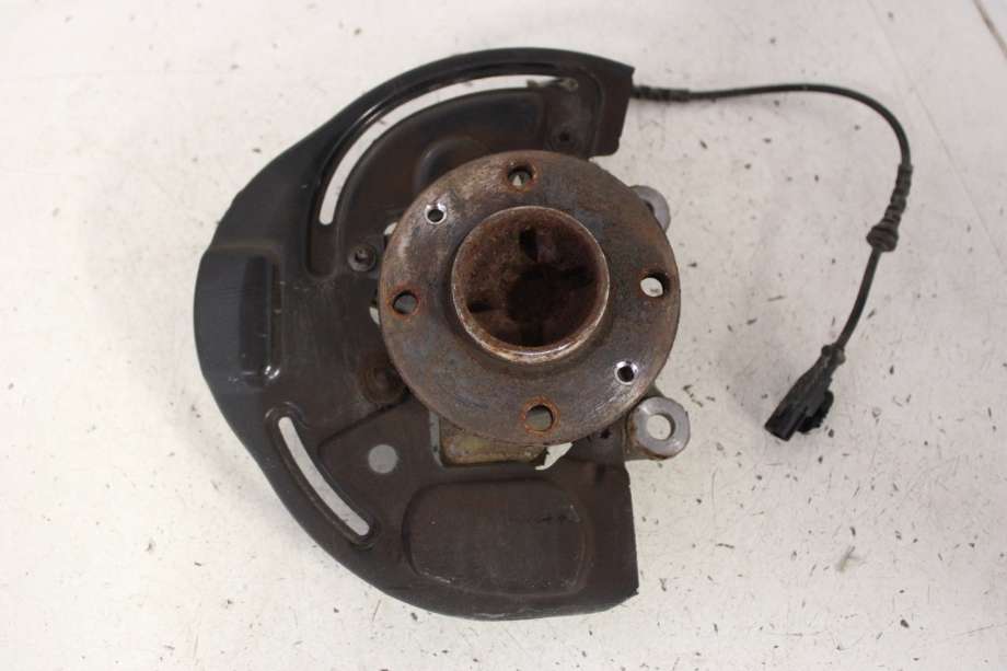 Hjulspindel venstre foran til Smart Forfour 2015-->> (Type II) (W453) (W453) (SMART|A 453 332 02 00|)