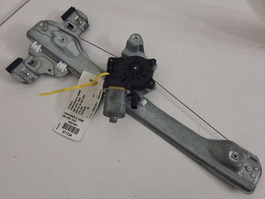 Ruteheis venstre til Chevrolet Trax 2013-2014 (CHEVROLET (KR)|95920031|95920040|)