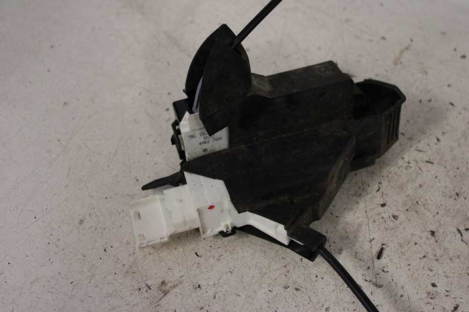 Låsekasse høyre til Citroën C4 2004-2011 (Type I)  (CITROEN|9136 ES|)