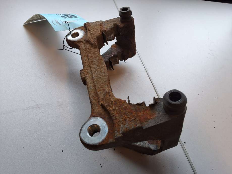 Bremsecaliper brakett til Mitsubishi Outlander 2015-->> (Type III, Fase 2) (MITSUBISHI|4605B516|)
