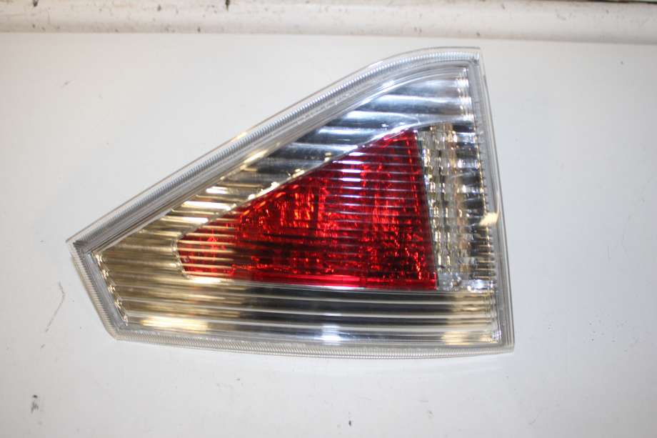 Baklykt venstre indre til Subaru Impreza 2008-2012 (Type III)  (SUBARU|84912FG091|)