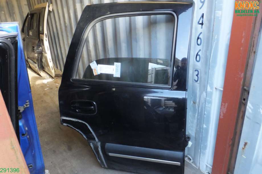Dør høyre bak til Chevrolet Tahoe, 2001-2005 (Type II)  (CHEVROLET|89023020)