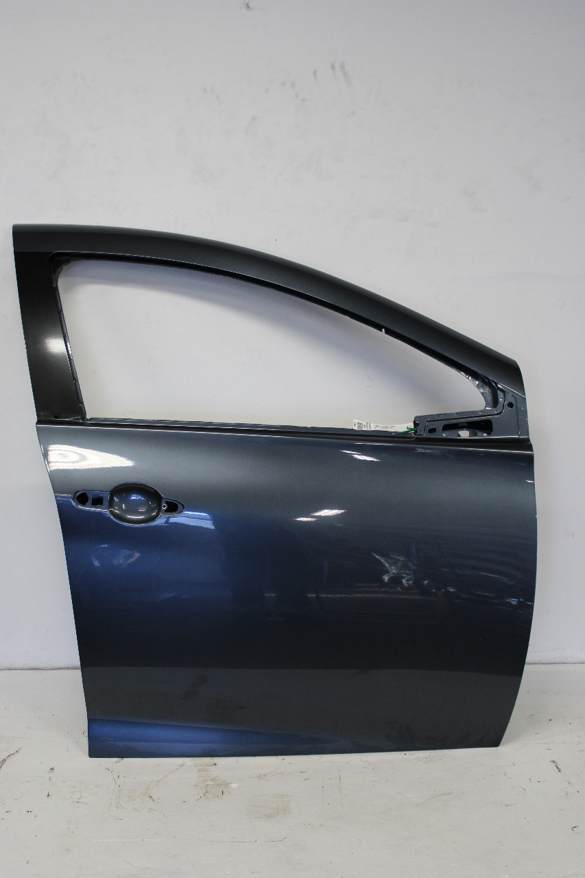 Dør høyre foran til Renault Zoe 2013-2019 (Fase 1)  (RENAULT|801004005R|801003119R|)