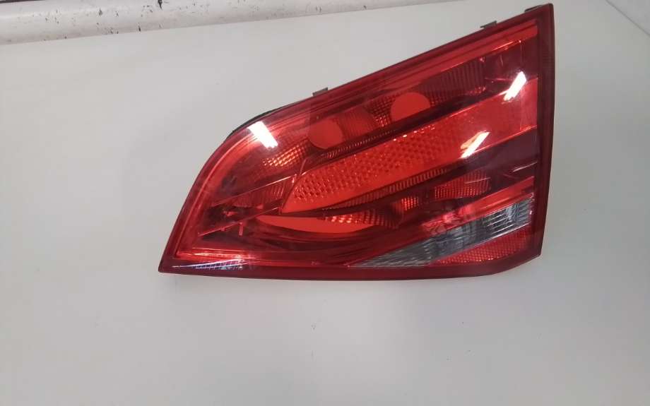 Baklykt høyre indre til Audi A4 2007-2014 (Type IV) (B8) (B8) (AUDI|8K5 945 094 D|)