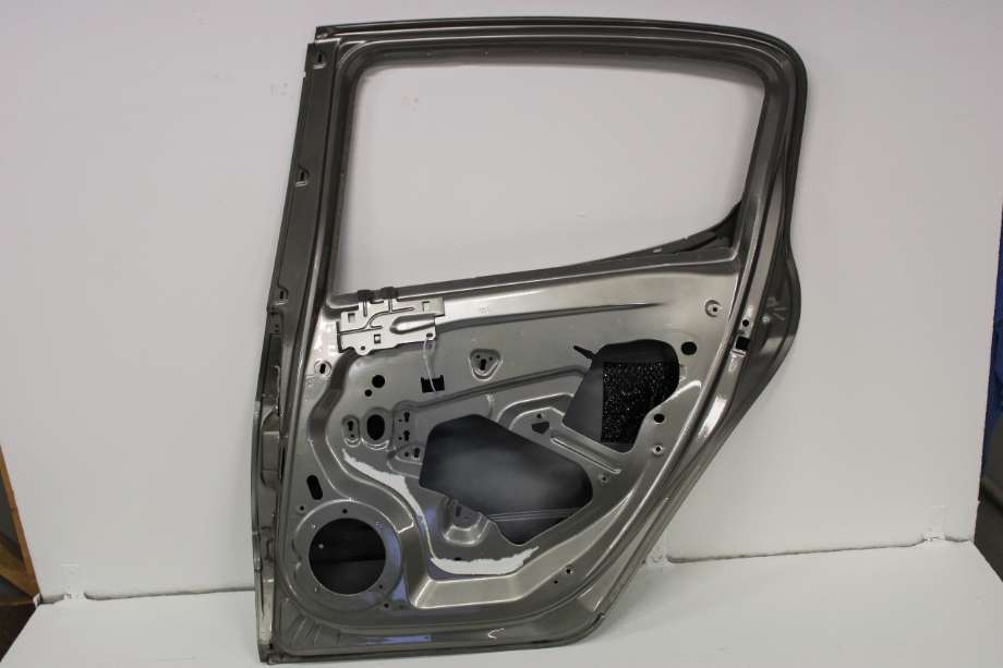Dør høyre bak til Peugeot 308 2011-2013 (Type I, Fase 2) (PEUGEOT|9008 W9|)