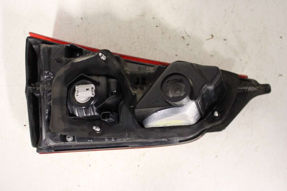 Baklykt høyre indre til Nissan Qashqai 2014-2021 (Type II)  (NISSAN|265504EA5B|265504EA6E|)