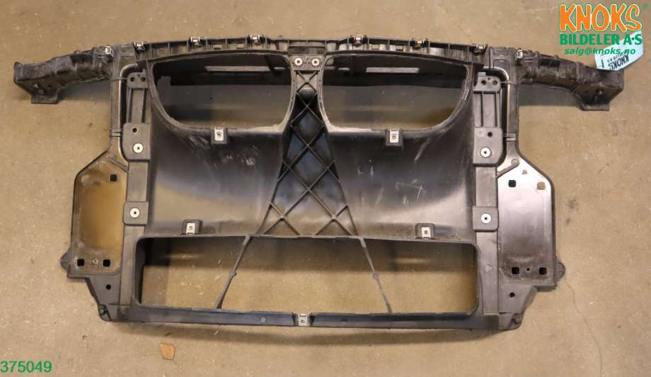 Frontplate til BMW 1-Serie 2004-2011 (E81/E82/E87/E88) (E81/E82/E87/E88) (BMW|51 64 7 193 192|)