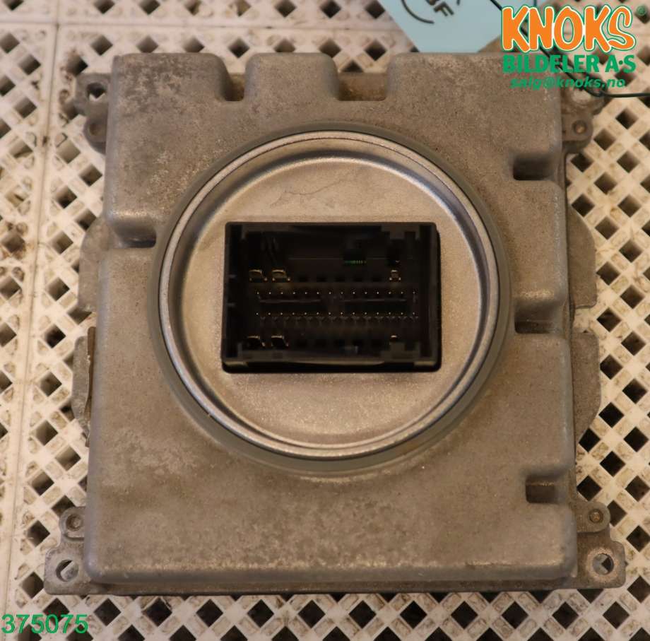 Styreenhet xenon/ballast til VW Passat 2015-2019 (Fase 1) (B8) (B8) (VOLKSWAGEN|7PP 941 572 AB|)