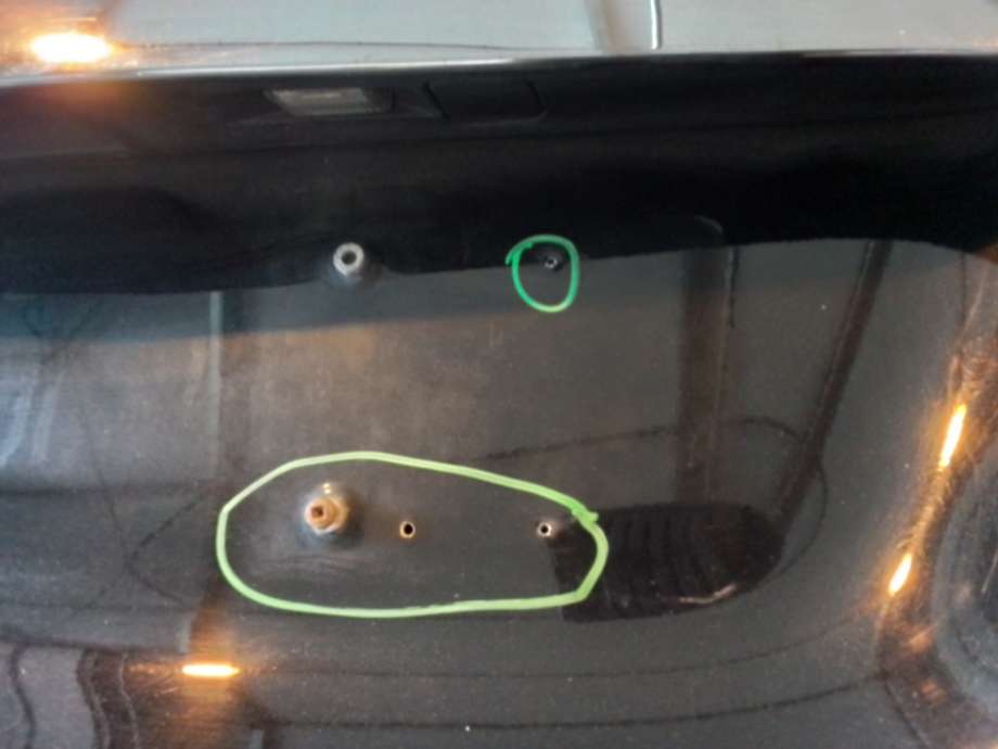Bakluke sedan til Mercedes E-Klasse 2009-2013 (Fase 1) (W212) (W212) (MERCEDES|A 212 750 09 75|)