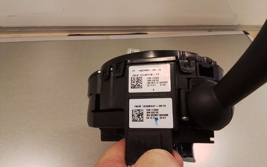 Bryter combi til Tesla Model Y 2021-2024 (Type I)  (TESLA||1097662-00-0)