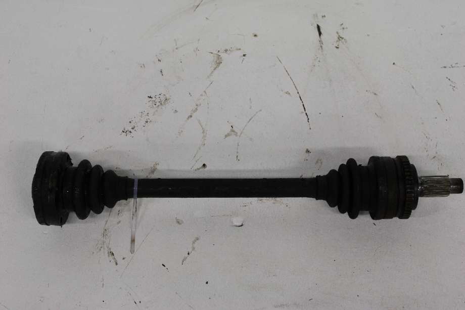 Drivaksel høyre bak til BMW 3-Serie 1983-1993 (E30) (E30) (BMW|33 21 1 225 893|)