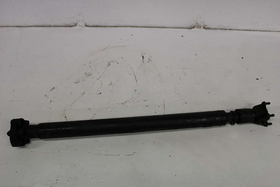 Mellomaksel bakre til BMW 3-Serie 1983-1993 (E30) (E30) (BMW|26 11 1 225 684|)