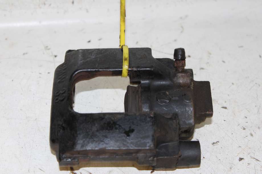 Bremsecaliper venstre bak til BMW 3-Serie 1983-1993 (E30) (E30) (BMW|34 21 1 153 243|)