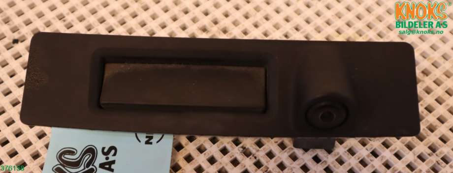 Bryter baklukeåpner til Tesla Model Y 2021-2024 (Type I)  (TESLA|1095949-00-E|)
