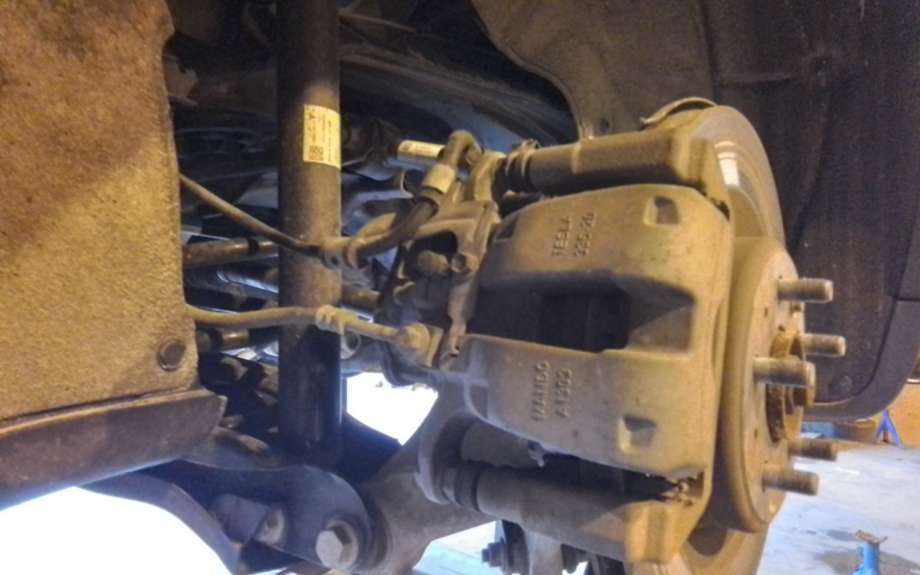 Bremsecaliper høyre bak til Tesla Model Y 2021-2024 (Type I) (TESLA|1044626-00-B|)