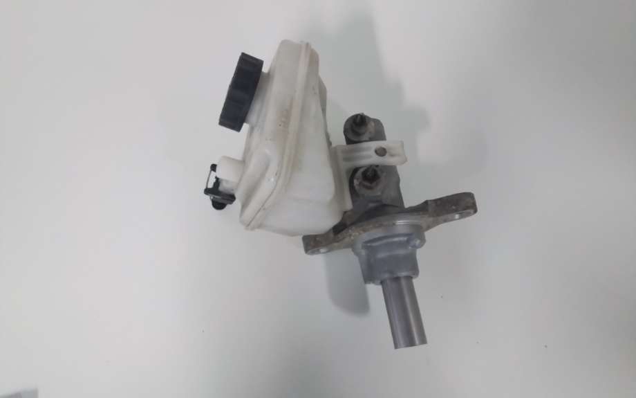 Bremsepumpe hoved til Peugeot 107, 2006-2014 (PEUGEOT|4601 R3)