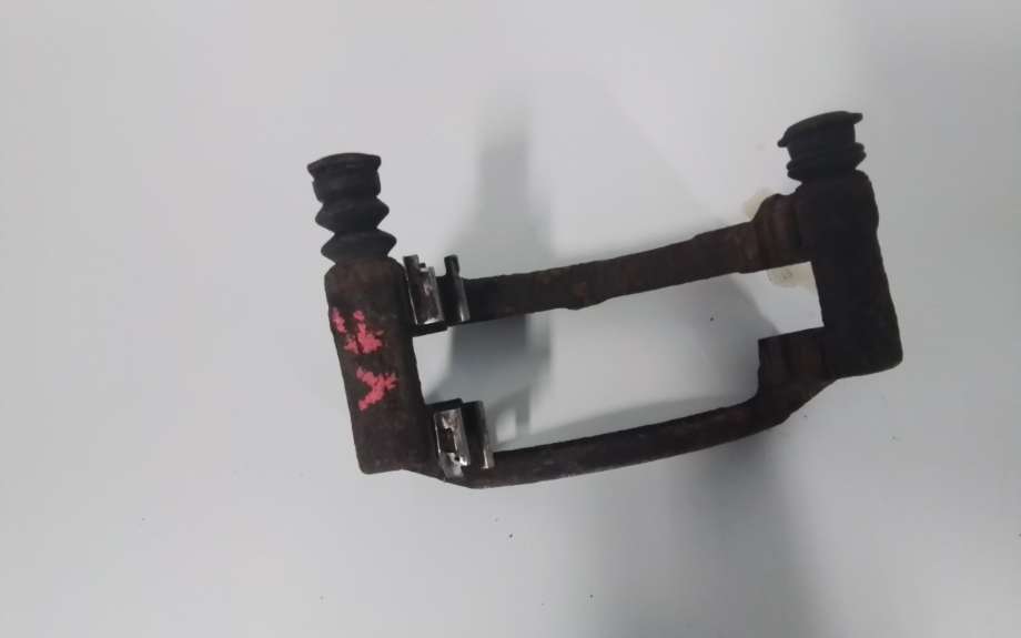 Bremsecaliper brakett til Peugeot 107, 2006-2014 (PEUGEOT|4404 91)