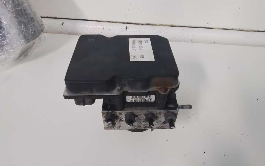ABS sentral til VW Polo 2009-2014 (Type V, Fase 1) (VOLKSWAGEN|6R0 614 517 BA|)