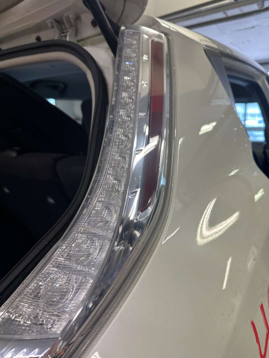 Baklykt høyre til Nissan Leaf 2011-2017 (Type I) (NISSAN|265509RB0A|)