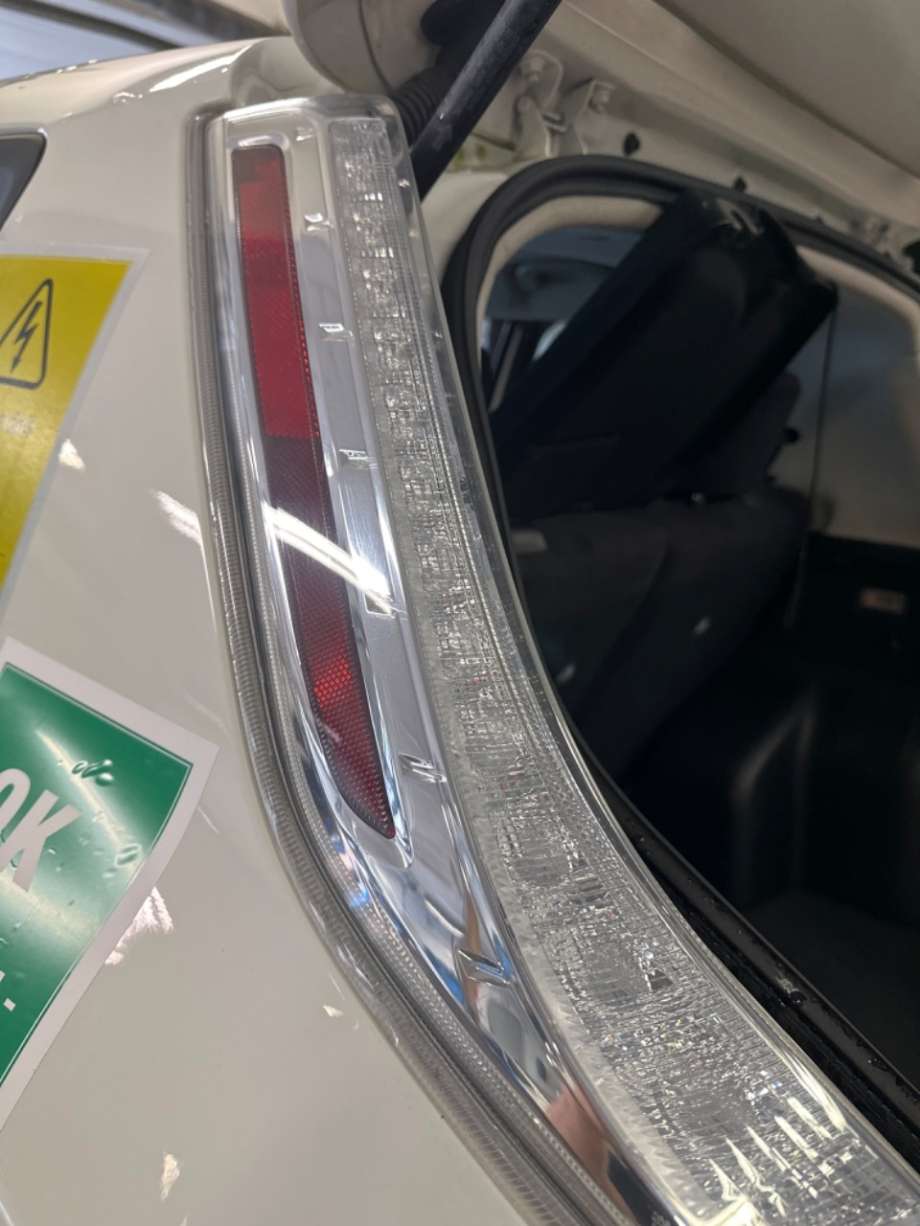 Baklykt venstre til Nissan Leaf 2011-2017 (Type I)  (NISSAN|265559RB0A|)