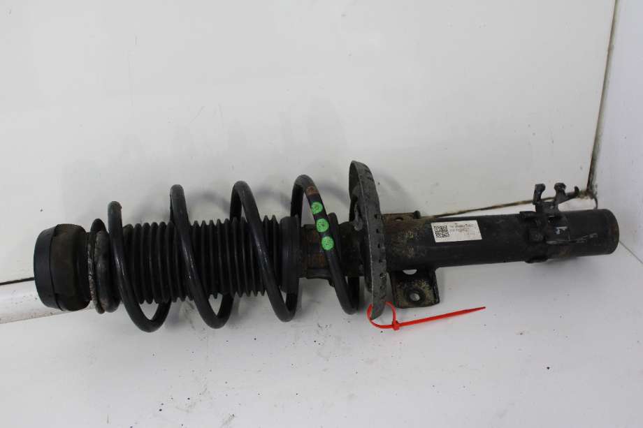 Diverse deler til Audi A1, 2010-2014 (Type I, Fase 1) (AUDI|6R0 413 031 CA)