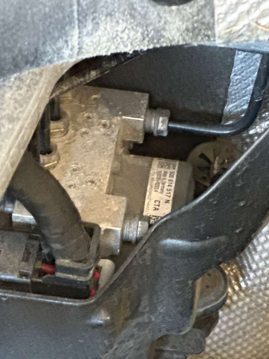 ABS sentral til Audi A3 2012-2016 (Type III, Fase 1) (AUDI|5Q0 614 517 N|)