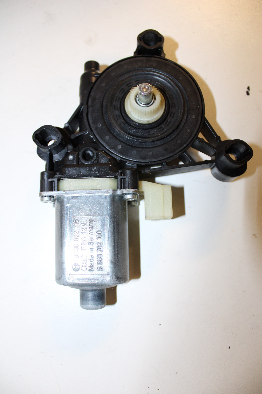 Ruteheis venstre til Audi A3 2012-2016 (Type III, Fase 1) (AUDI|5Q0 959 802 B|)