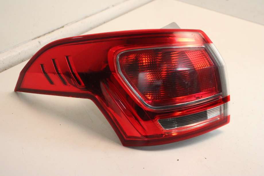 Baklykt venstre til Ford B-Max 2012-2017  (FORD|1806454|)