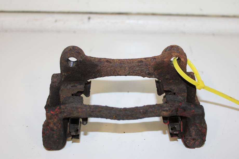 Bremsecaliper brakett til Mercedes Vito/Viano 2010-2014 (Fase 2) (W639) (W639) (MERCEDES|A 000 421 23 06|)