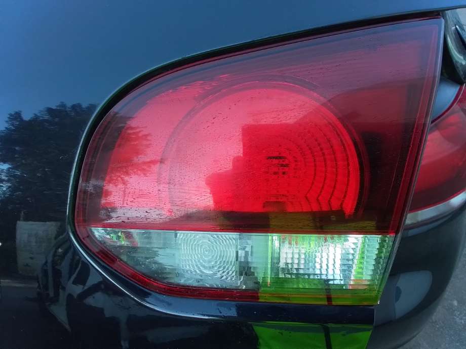 Baklykt høyre indre til VW Golf VI 2008-2012 (VOLKSWAGEN|5K0 945 094 AA|)
