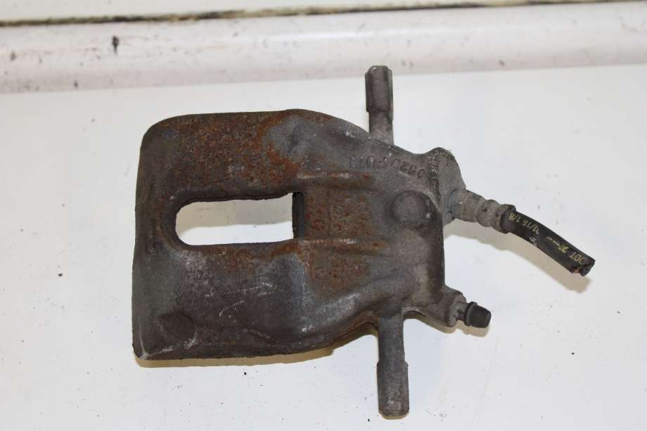 Bremsecaliper høyre foran til Renault Zoe 2013-2019 (Fase 1)  (RENAULT|7701208333|)