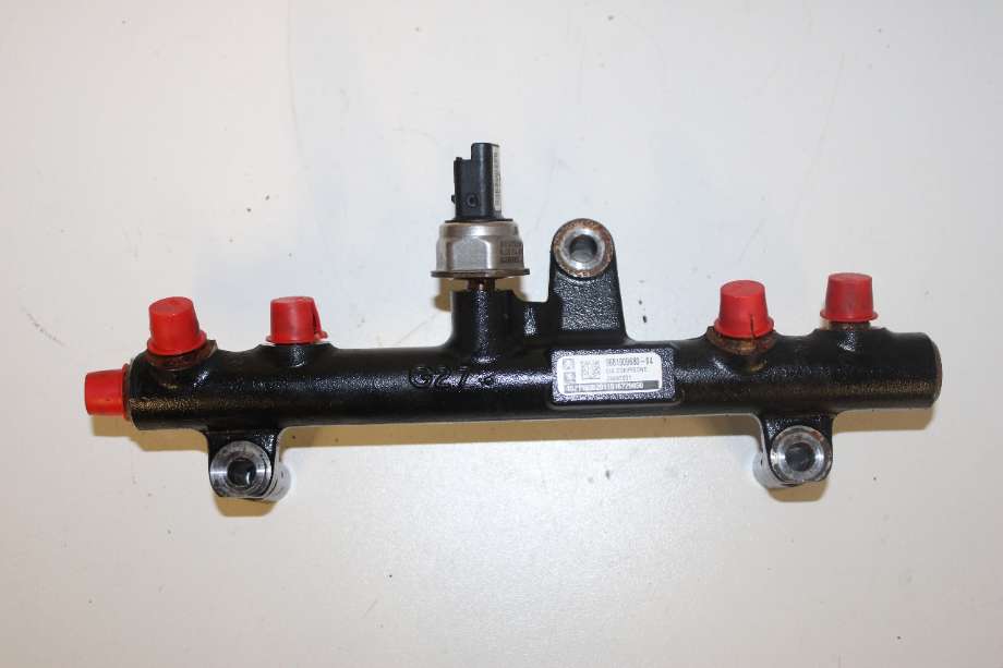 Dyseskinne (fuelrail) til Ford S-Max, 2010-2015 (Type I, Fase 2)  (FORD|9681909680-04)