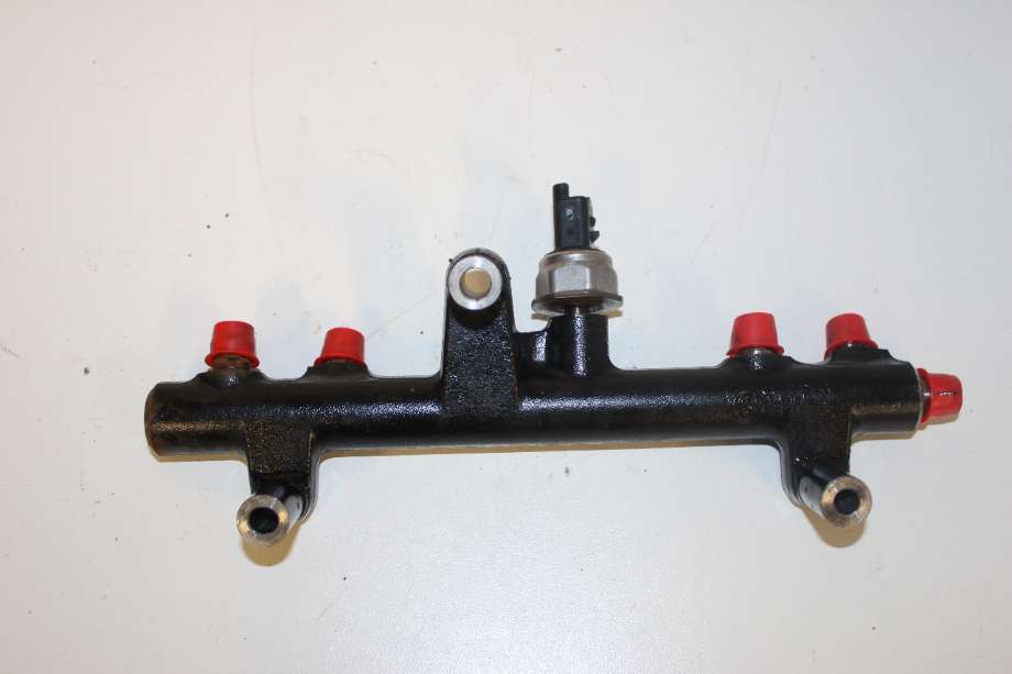 Dyseskinne (fuelrail) til Ford S-Max 2010-2015 (Type I, Fase 2) (FORD|9681909680-04|)
