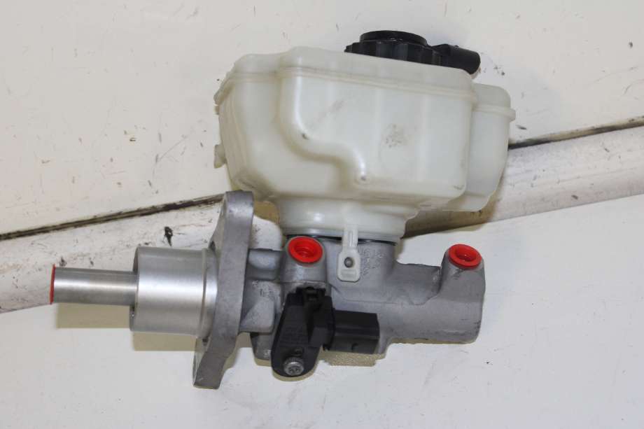 Bremsepumpe hoved til VW Golf, Plus/Cross 2009-2013 (Fase 2) (VOLKSWAGEN|1K1 614 019 L|)