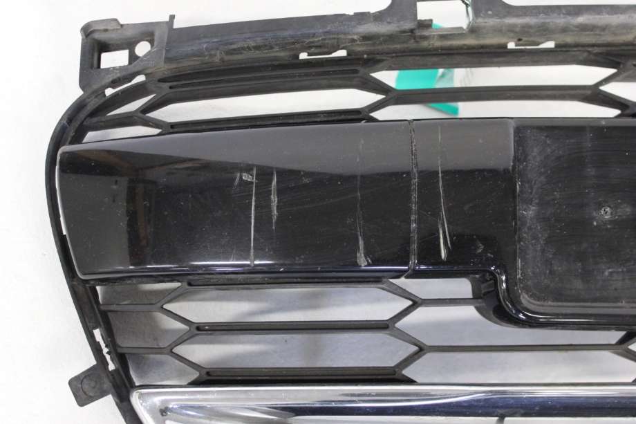 Grill til Citroën DS5 2012-2017  (CITROEN|96 732 791 XT|)