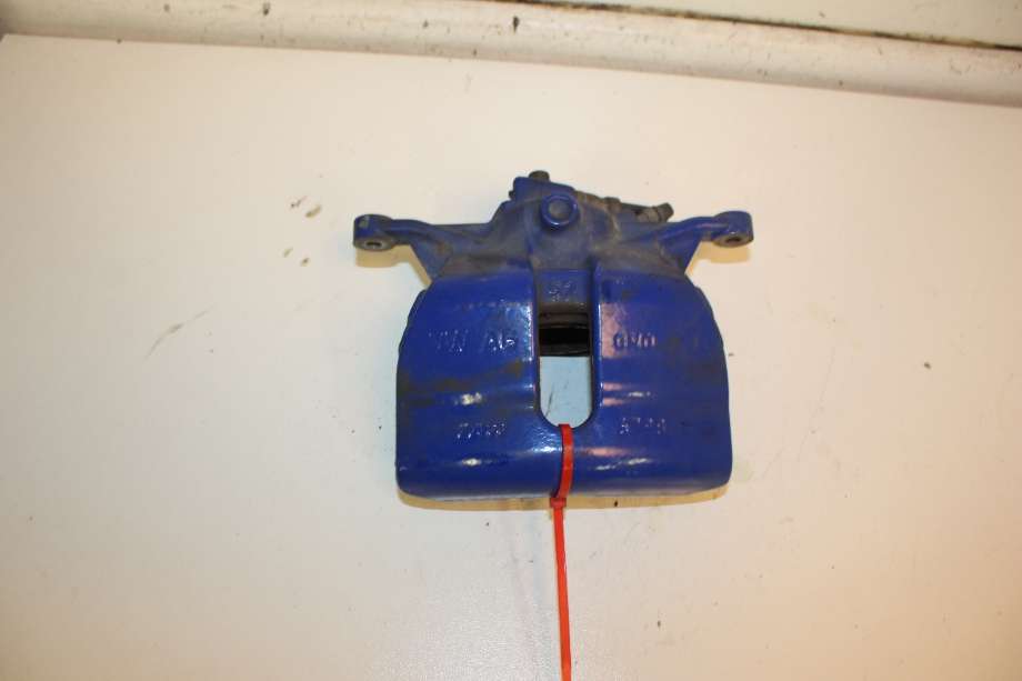 Bremsecaliper venstre foran til VW Passat 2015-2019 (Fase 1) (B8) (B8) (VOLKSWAGEN|5G0615123E|)