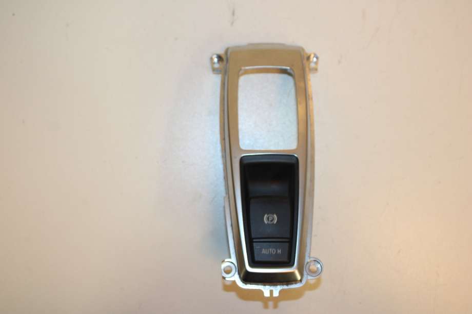 Bryter elektrisk håndbrekk/parkbrems til BMW X6 2008-2014 (E71/E72) (E71/E72) (BMW||9 148 508-01)