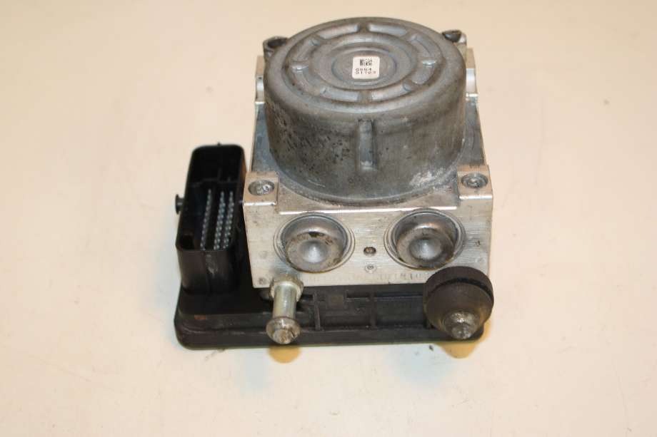 ABS sentral til Mitsubishi Outlander 2012-2015 (Type III, Fase 1)  (MITSUBISHI|4670A757|)