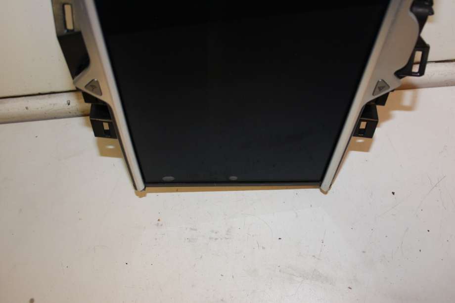 Multimedia display (MCU - Media Controller Unit) til Tesla Model S 2013-2016 (Fase 1)  (TESLA|1004777-16-G|)