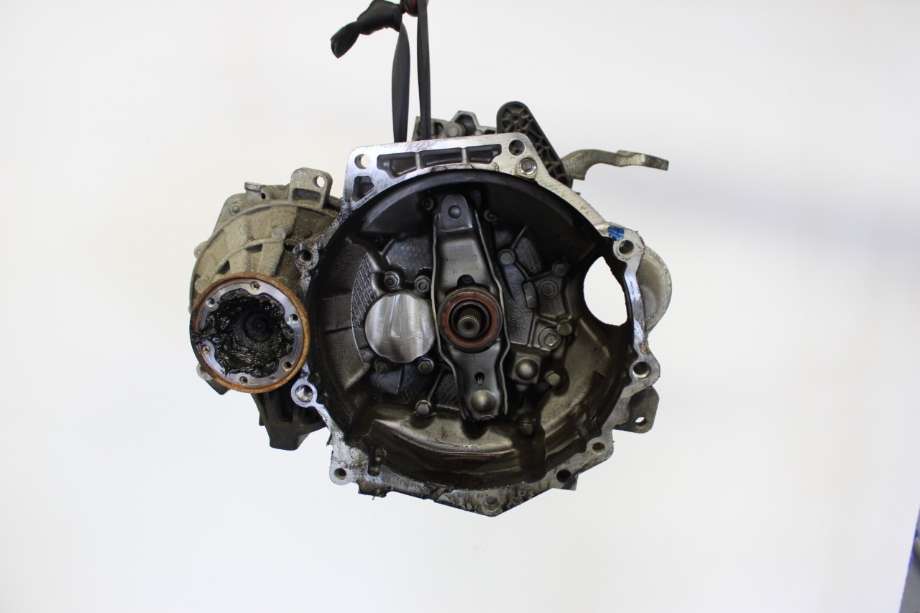 Girkasse manuell til VW Caddy 2015-2020 (Type III, Fase 3) (VOLKSWAGEN|0A4 300 052 A|)