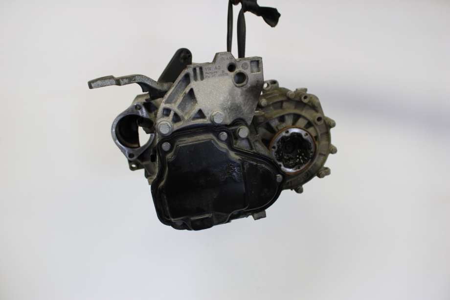 Girkasse manuell til VW Caddy 2015-2020 (Type III, Fase 3) (VOLKSWAGEN|0A4 300 052 A|)
