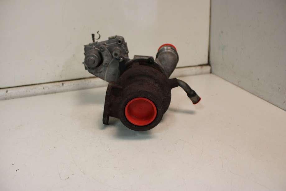 Turbo til BMW 1-Serie 2011-2015 (Fase 1) (F20/F21) (F20/F21) (BMW|11 65 8 518 205|)