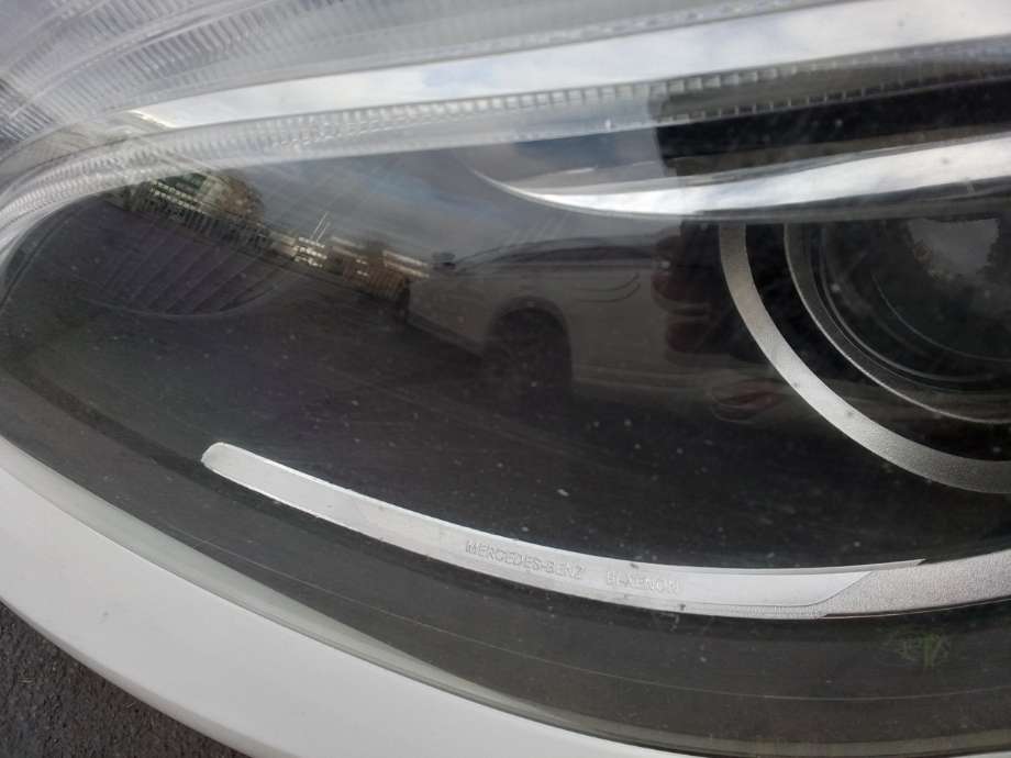 Frontlykt venstre halogen til Mercedes B-Klasse 2011-2018 (W246) (W246) (MERCEDES|A 246 820 01 39|)