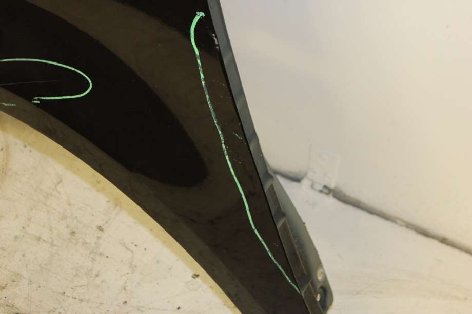 Skjerm venstre foran til VW Caddy 2015-2020 (Type III, Fase 3)  (VOLKSWAGEN|2K5 821 021 B|)
