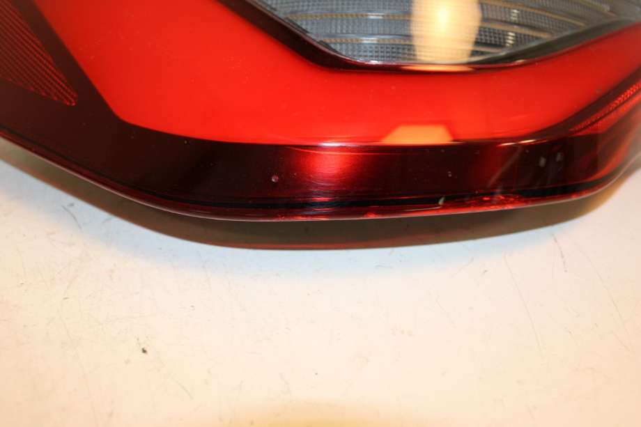 Baklykt venstre til BMW i4 2021-->> (G26) (G26) (BMW|63 21 7 477 603|)