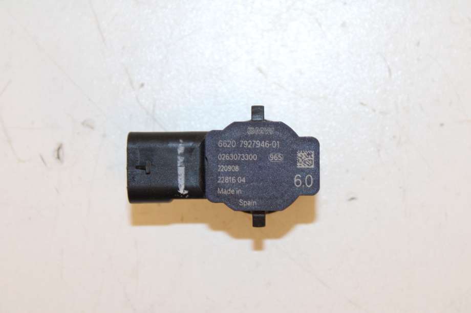 Parkeringssensor foran til BMW i4 2021-->> (G26) (G26) (BMW|66207927946|)