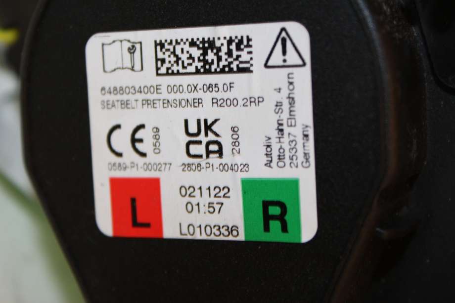 Sikkerhetsbelte bak venstre til BMW i4 2021-->> (G26) (G26) (BMW|72 11 5 A0C 3F1|)